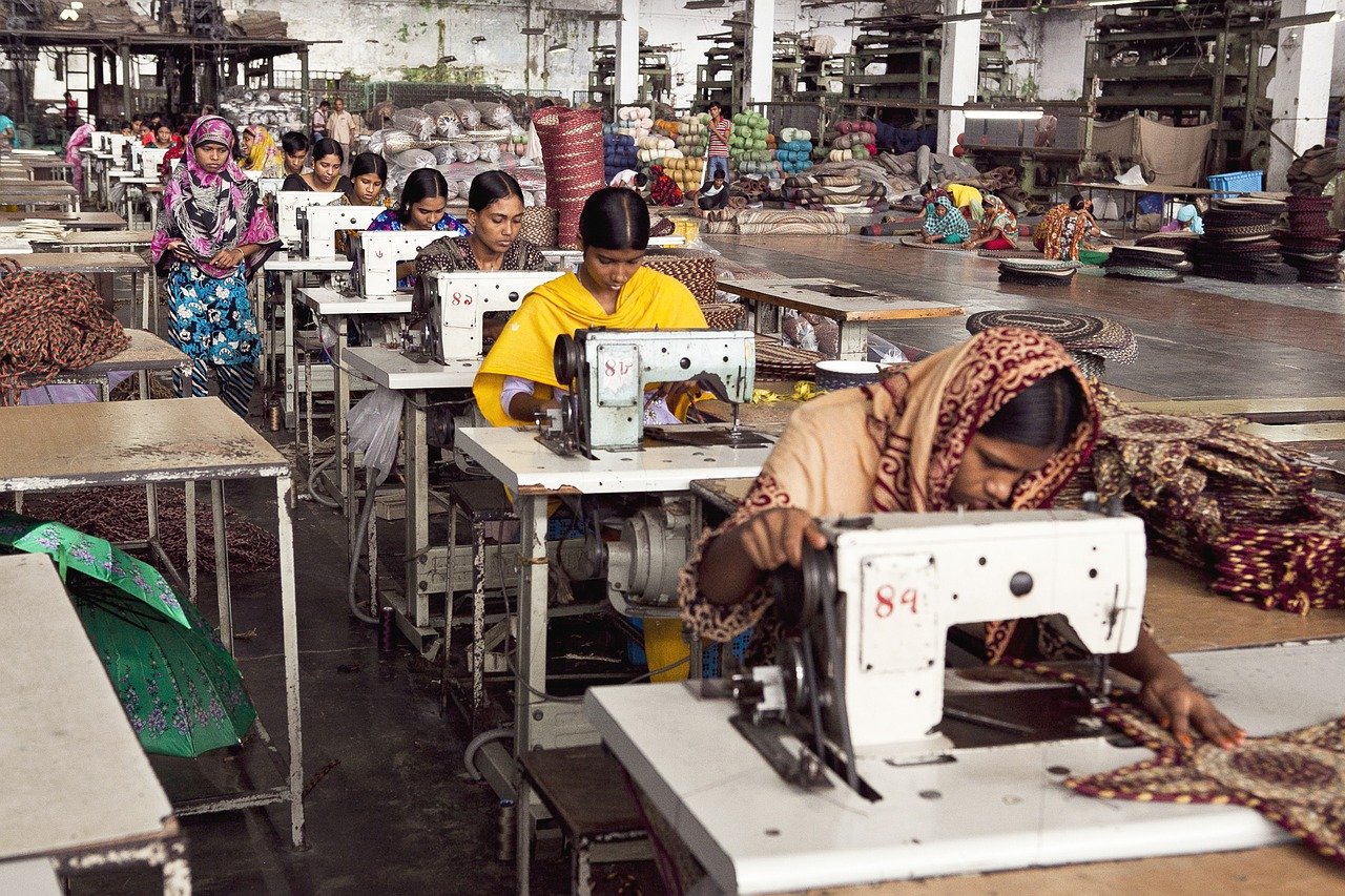 Bangladeshi women working in a garment factory that produces fast fashion